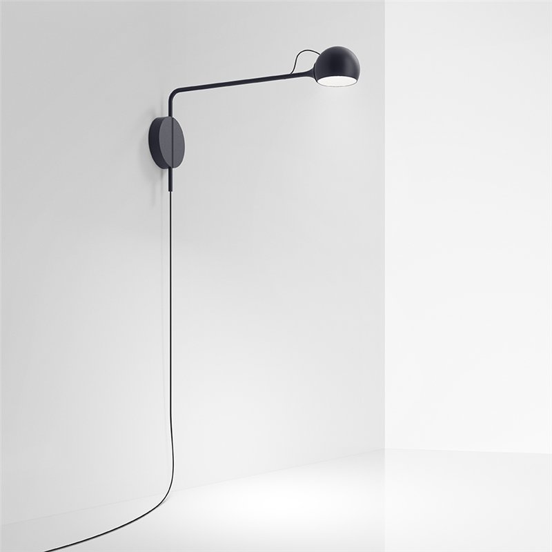 Artemide Ixa Plug wall lamp