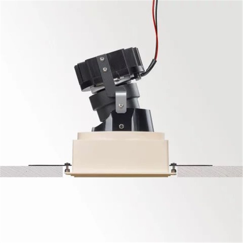 Delta Light Imax II Square Adjustable Trimless Lp spot encastré
