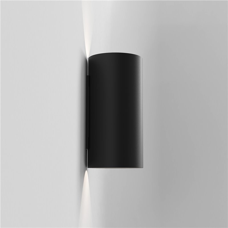 Astro Yuma 240 LED | Applique