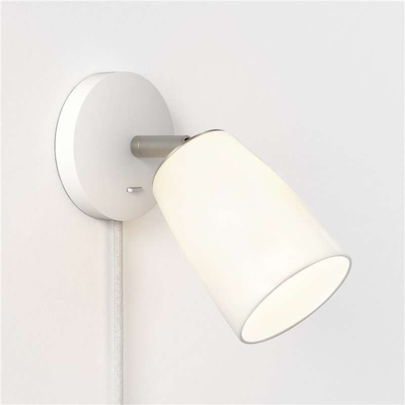 Astro Carlton Wall Plug-In | Wandlampe