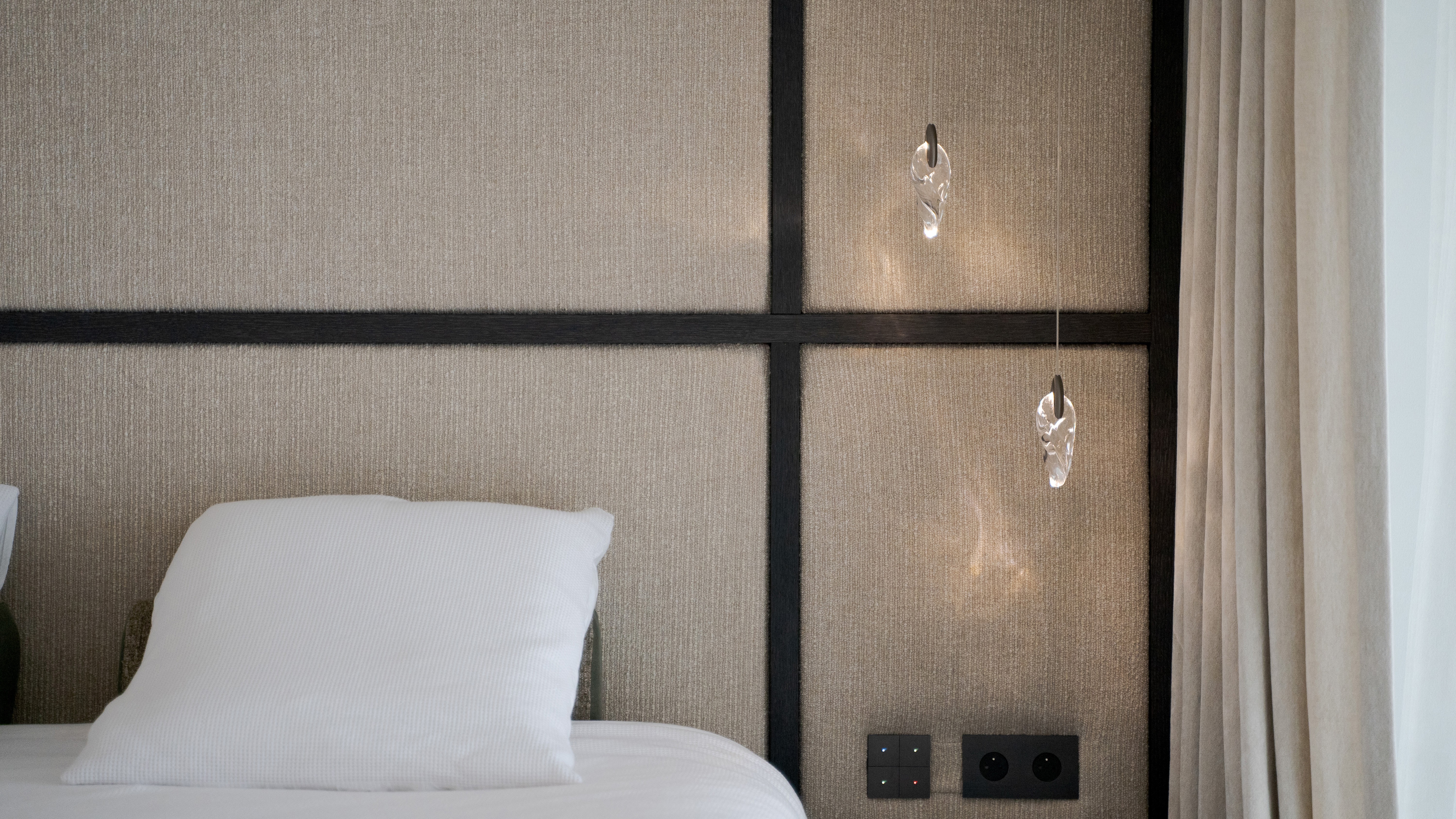 Bedroom Lighting | Atmosphere & Comfort
